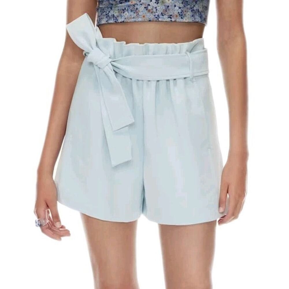 WILFRED Aritzia Belted Paperbag Short in Light Blue Crepette High Rise Women's 4